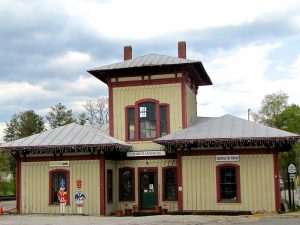 Cambria Depot today (Jean Elliott)